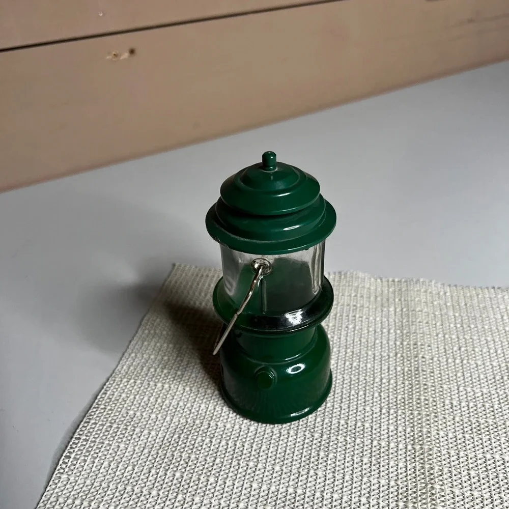 Vintage Avon Coleman Lantern Deep Woods Cologne Bottle Green Glass Decanter 5oz